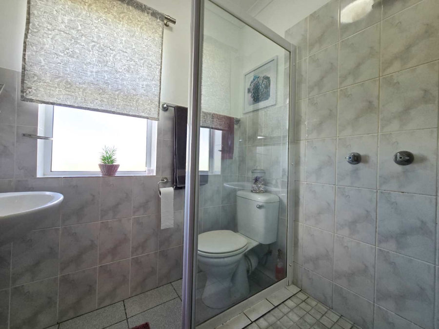 4 Bedroom Property for Sale in Stilbaai Wes Western Cape